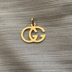 Solid 18K gold pendant only!